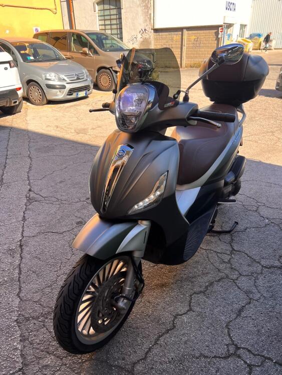 Piaggio Beverly 300 S i.e. ABS-ASR (2016 - 20) (2)