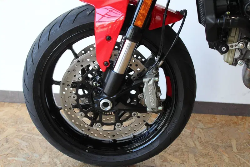 Ducati Monster 937 + (2021 - 25) (13)
