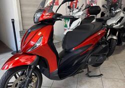 Piaggio Beverly 300 Hpe (2021) usata