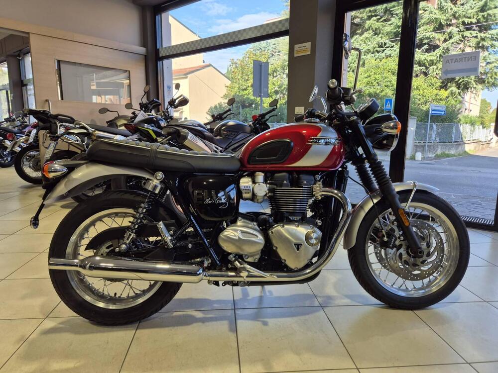 Triumph Bonneville T120 Elvis (2024 - 25) (2)