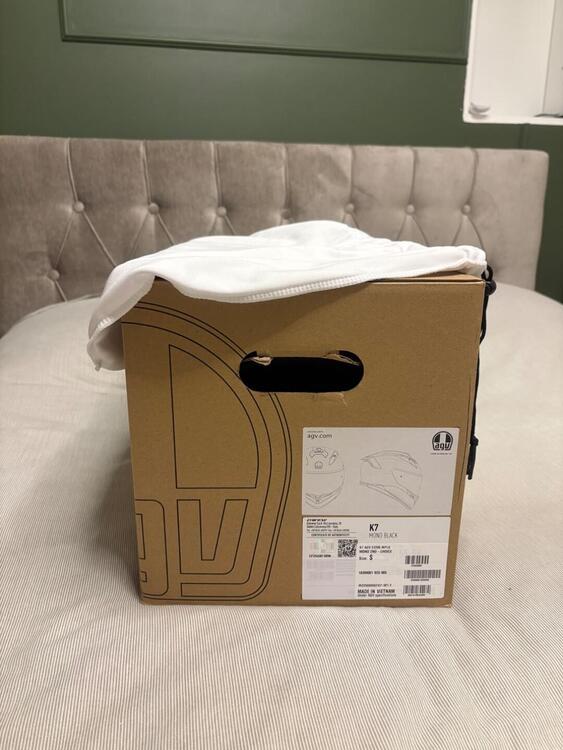 Casco AGV K7 – come nuovo! (5)