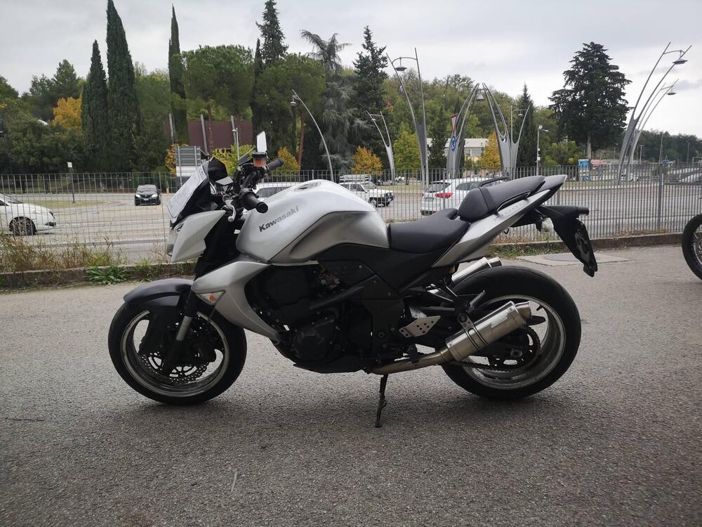 Kawasaki Z 1000 (2010 - 13) (2)