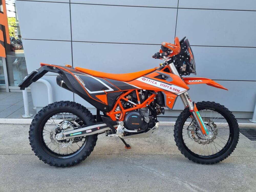 KTM 690 Enduro R (2022 - 25) (4)