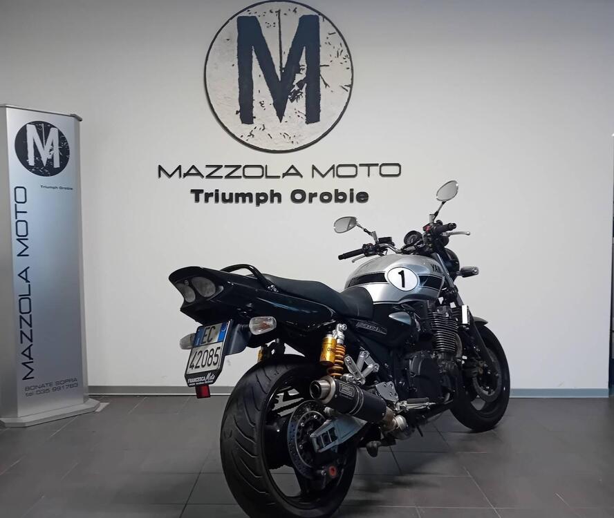 Yamaha XJR 1300 (2006 - 14) (2)