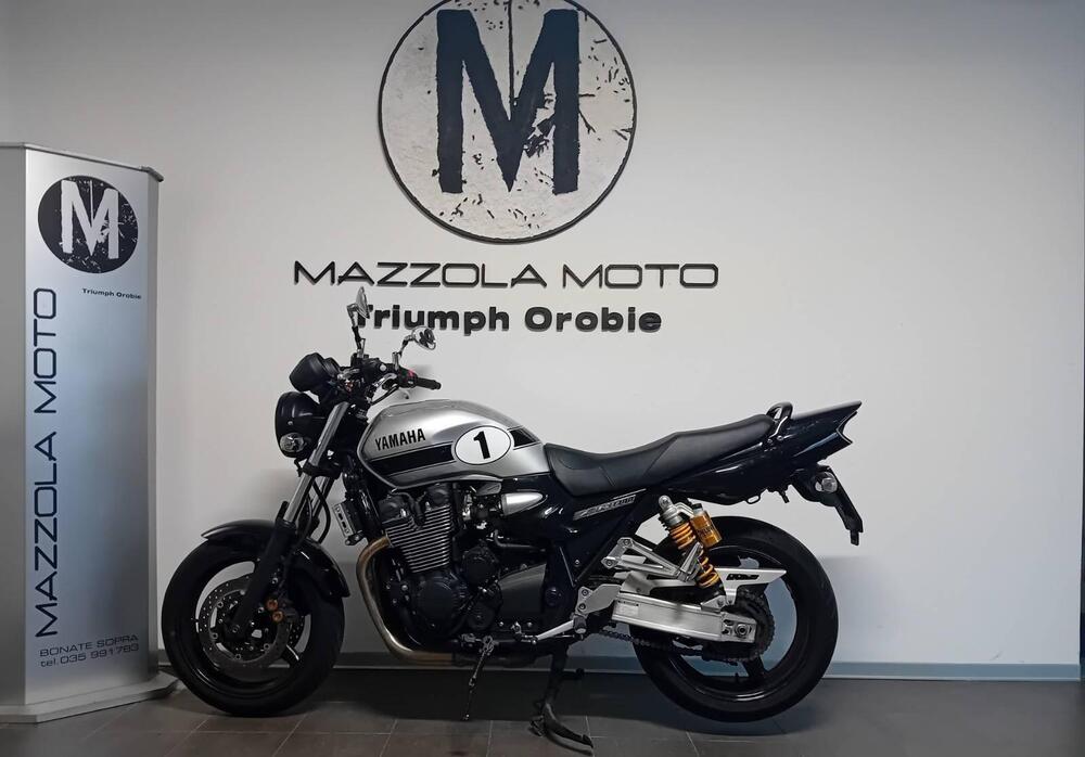 Yamaha XJR 1300 (2006 - 14) (3)