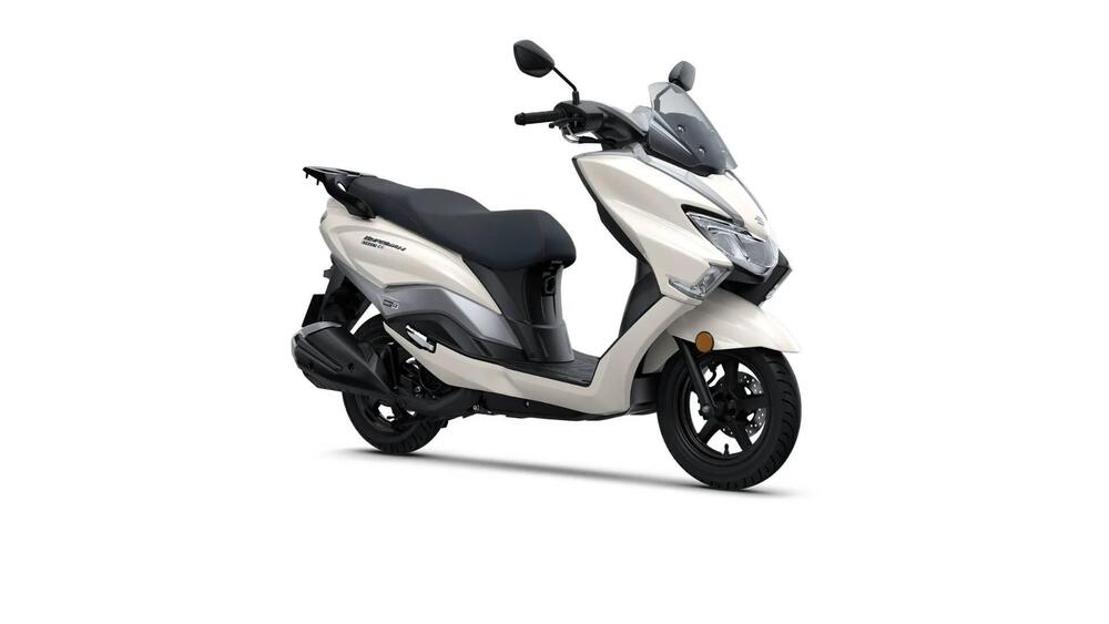 Suzuki Burgman Street 125 Executive (2023 - 25) (4)