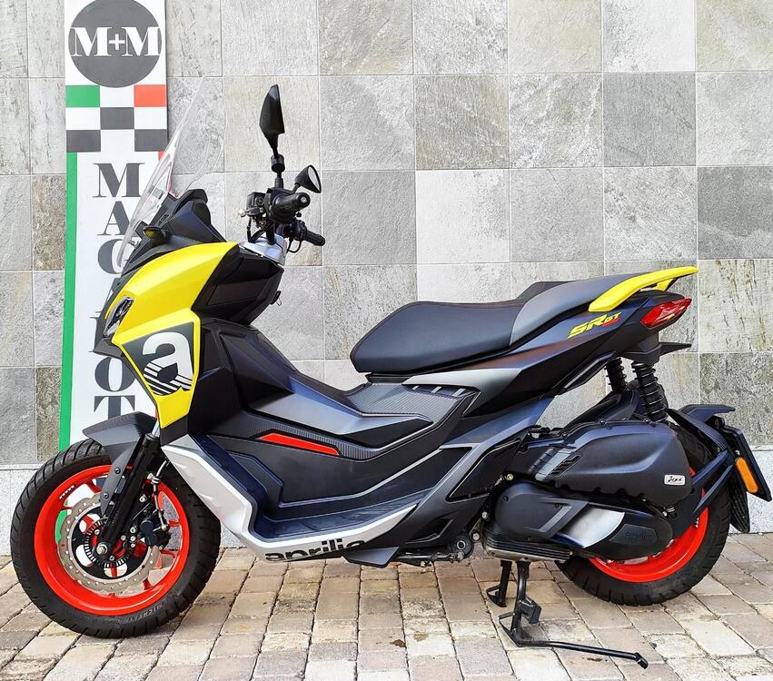 Aprilia SR GT 200 (2022 - 24) (2)