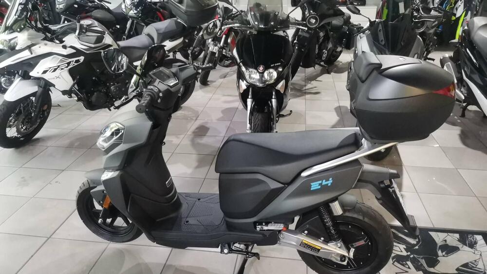 Lifan E4 L3e Doppia Batteria (2021 - 25) (2)