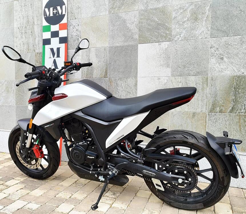 Malaguti Drakon 125 (2022 - 25) (5)