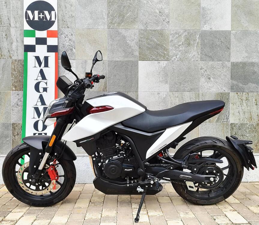 Malaguti Drakon 125 (2022 - 25) (4)