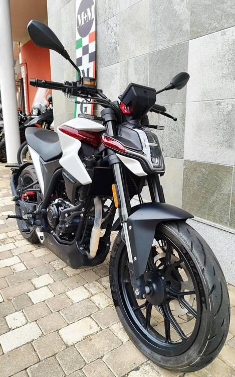 Malaguti Drakon 125 (2022 - 25) (3)