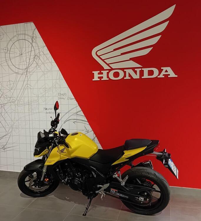 Honda CB 750 Hornet (2023 - 24) (2)