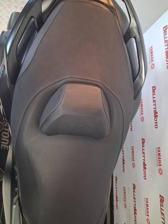 Yamaha T-Max 560 (2022 - 24) (4)