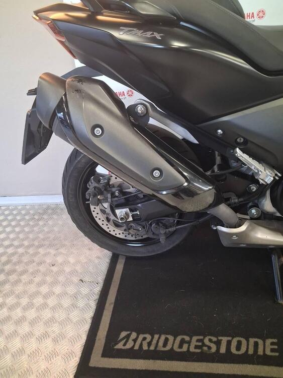 Yamaha T-Max 560 (2022 - 24) (5)