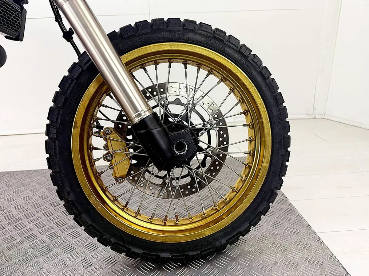 Mash Italia X-Ride 650 (2021 - 25) (11)