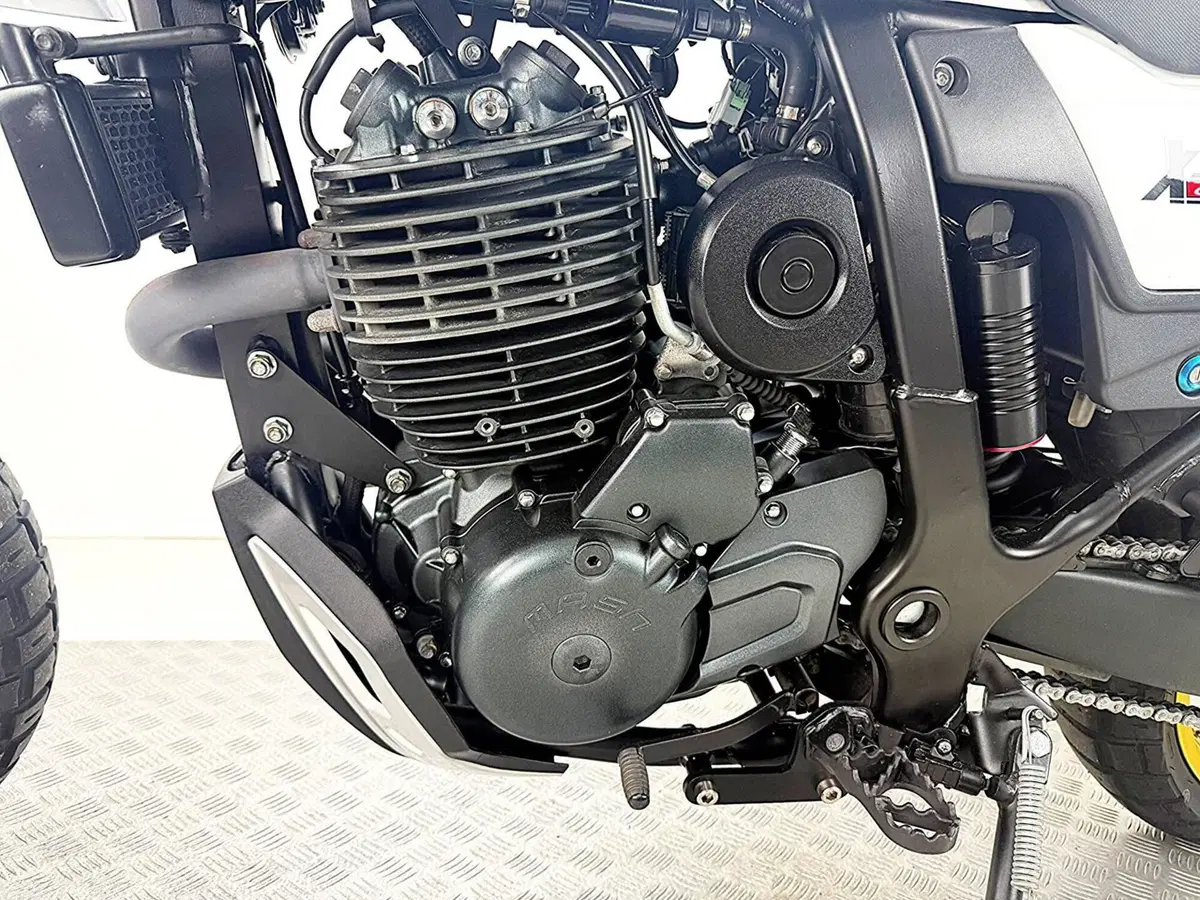 Mash Italia X-Ride 650 (2021 - 25) (14)