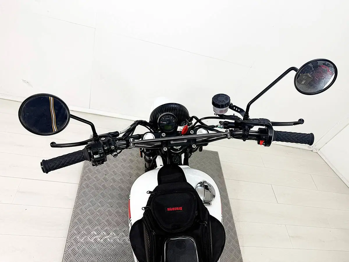 Mash Italia X-Ride 650 (2021 - 25) (18)