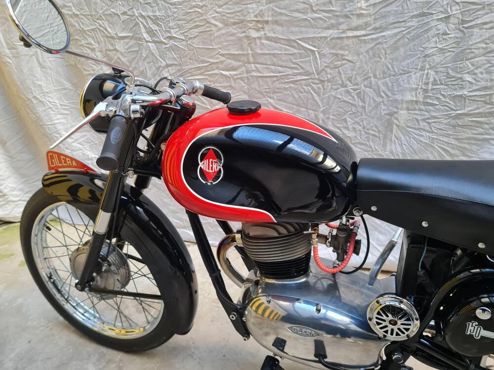 Gilera 150 sport (5)