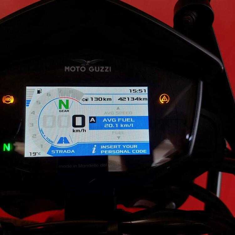 Moto Guzzi V85 TT (2019 - 20) (5)