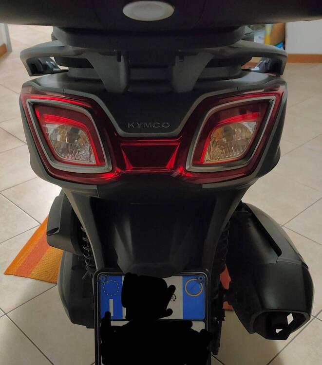 Kymco Downtown 350i ABS (2015 - 17) (4)