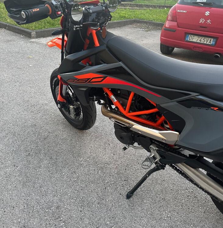 KTM 690 SMC R (2021 - 22) (5)