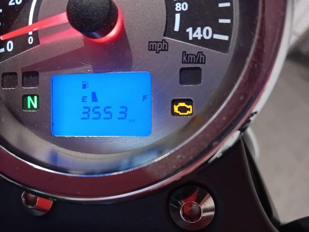 Motron Motorcycles Revolver 125 (2021 - 25) (4)