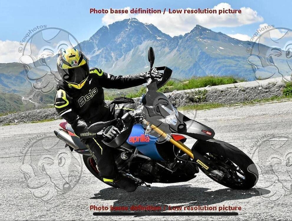 Aprilia Dorsoduro 750 ABS (2009 - 17) (2)
