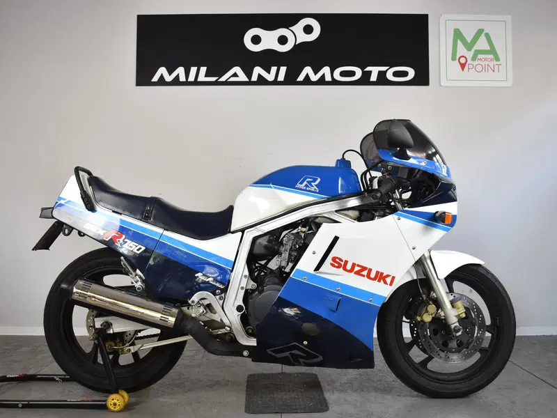 Suzuki GSX R 750 (1988 - 89)