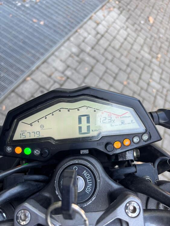 Sym SymNH 125 Xcion (2021 - 25) (5)