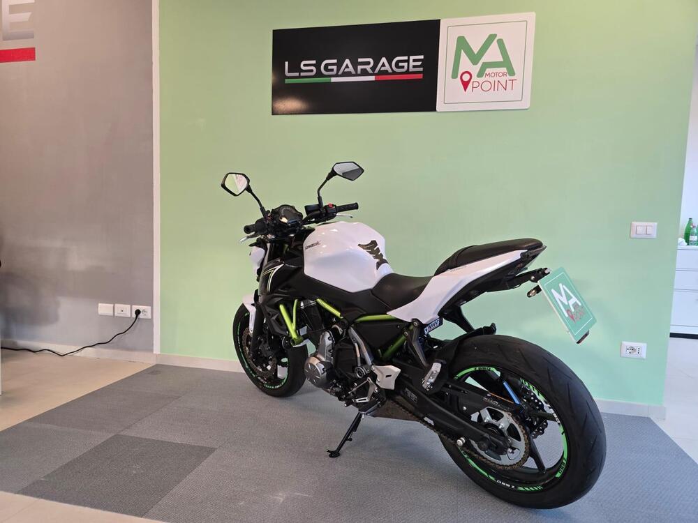Kawasaki Z 650 (2017 - 19) (4)