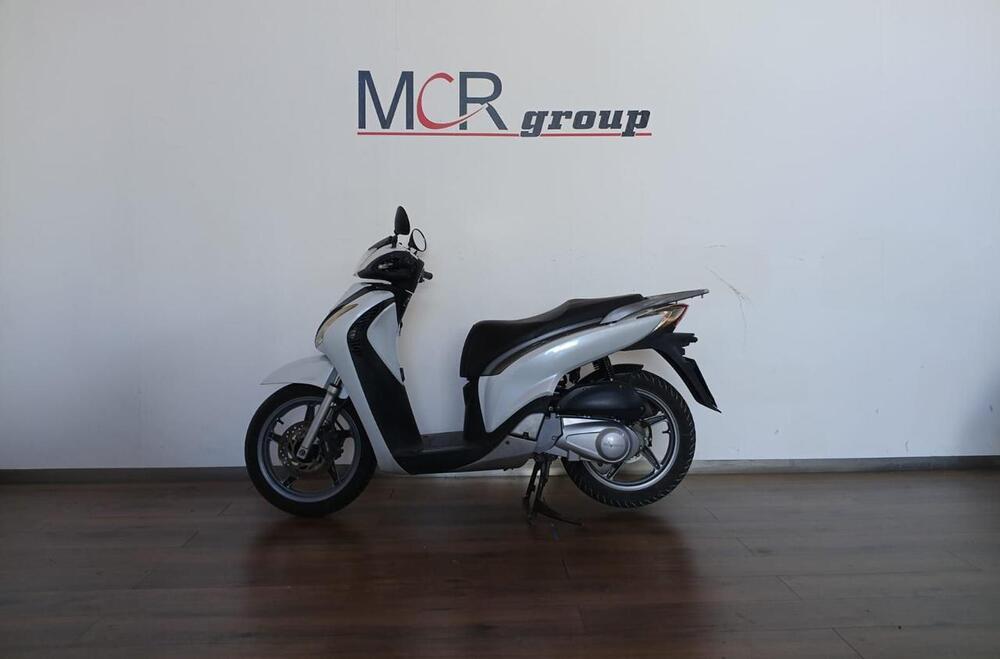 Honda SH 150 i (2009 - 12) (2)