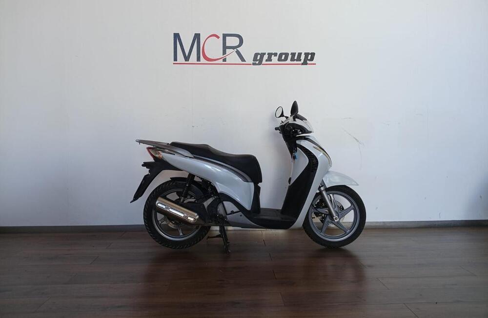 Honda SH 150 i (2009 - 12) (4)