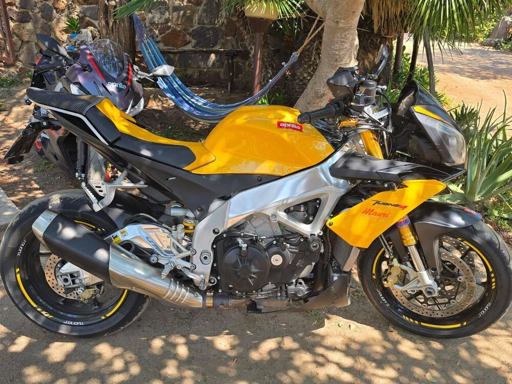 Aprilia Tuono V4 R (2011 - 15)