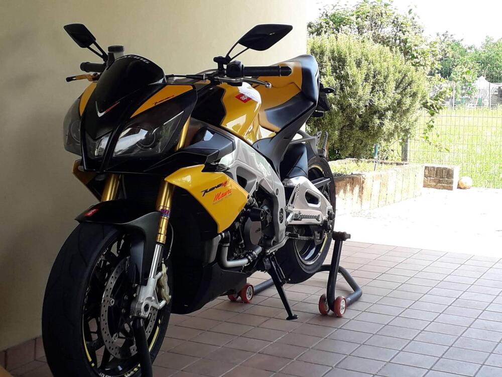 Aprilia Tuono V4 R (2011 - 15) (4)