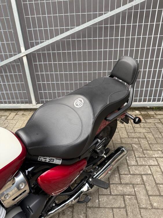 Royal Enfield Super Meteor 650 (2023 - 25) (5)