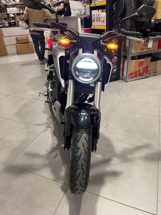 Honda CB 125 R (2018 - 20) (3)