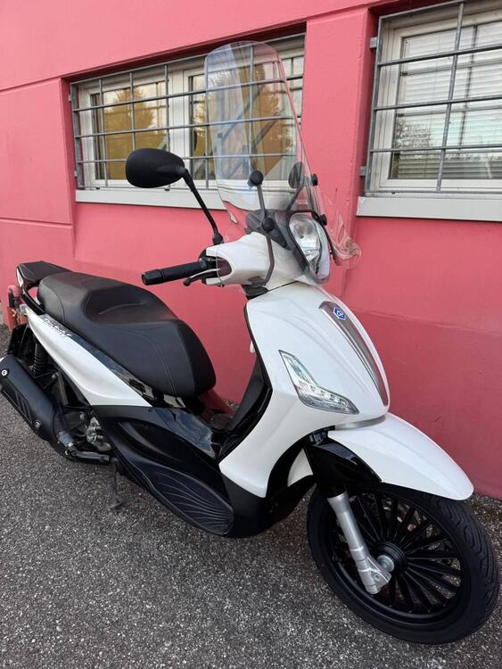 Piaggio Beverly 125 S i.e. (2010 - 17) (2)