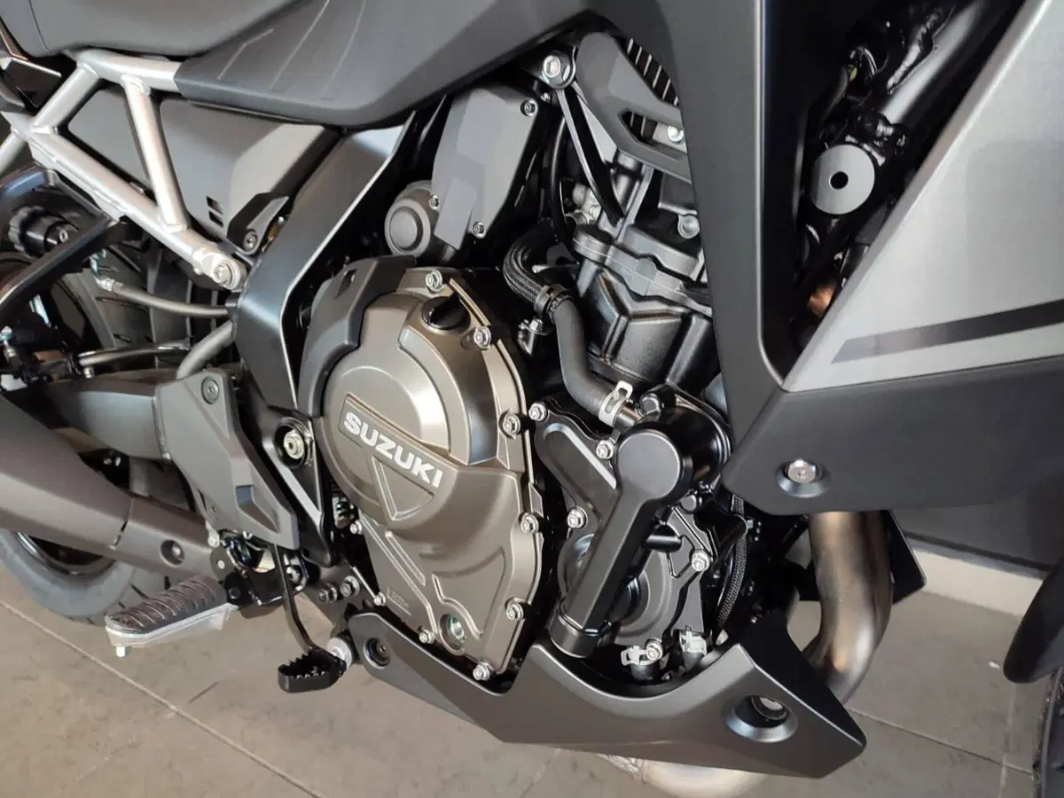 Suzuki V-Strom 800SE (2025 - 26) (3)