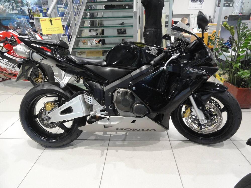 Honda CBR 600 RR (2003 - 04)