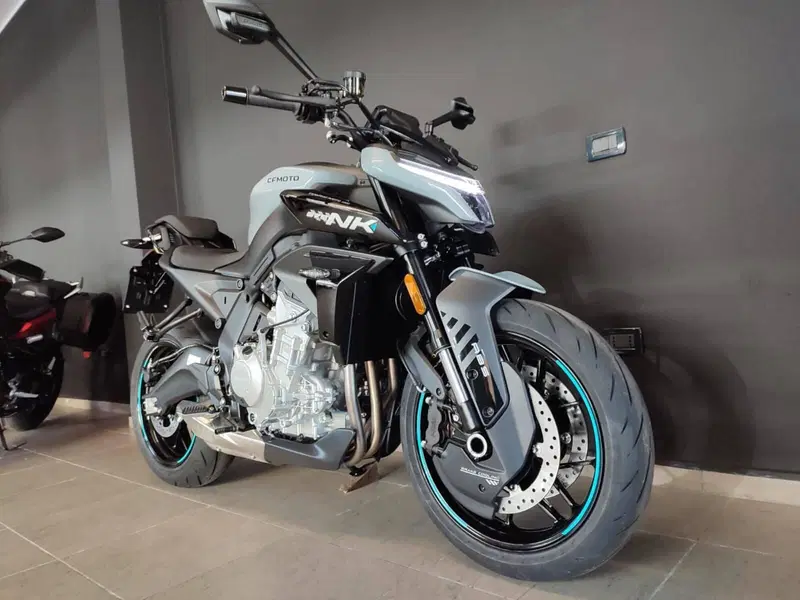 CFMOTO 675NK (2025 - 26) (4)