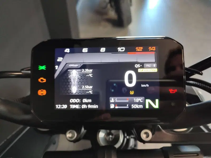 CFMOTO 675NK (2025 - 26) (6)