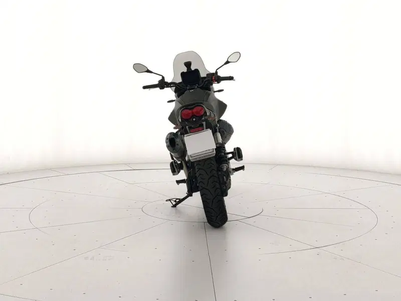 Moto Guzzi V85 Strada (2024 - 26) (6)