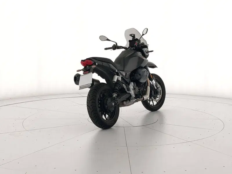Moto Guzzi V85 Strada (2024 - 26) (4)