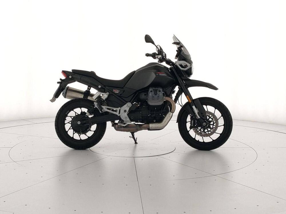 Moto Guzzi V85 Strada (2024 - 25)