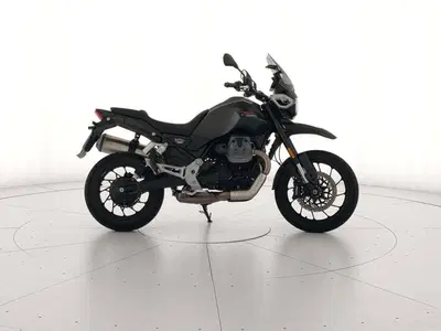 Moto Guzzi V85 Strada (2024 - 26) usata