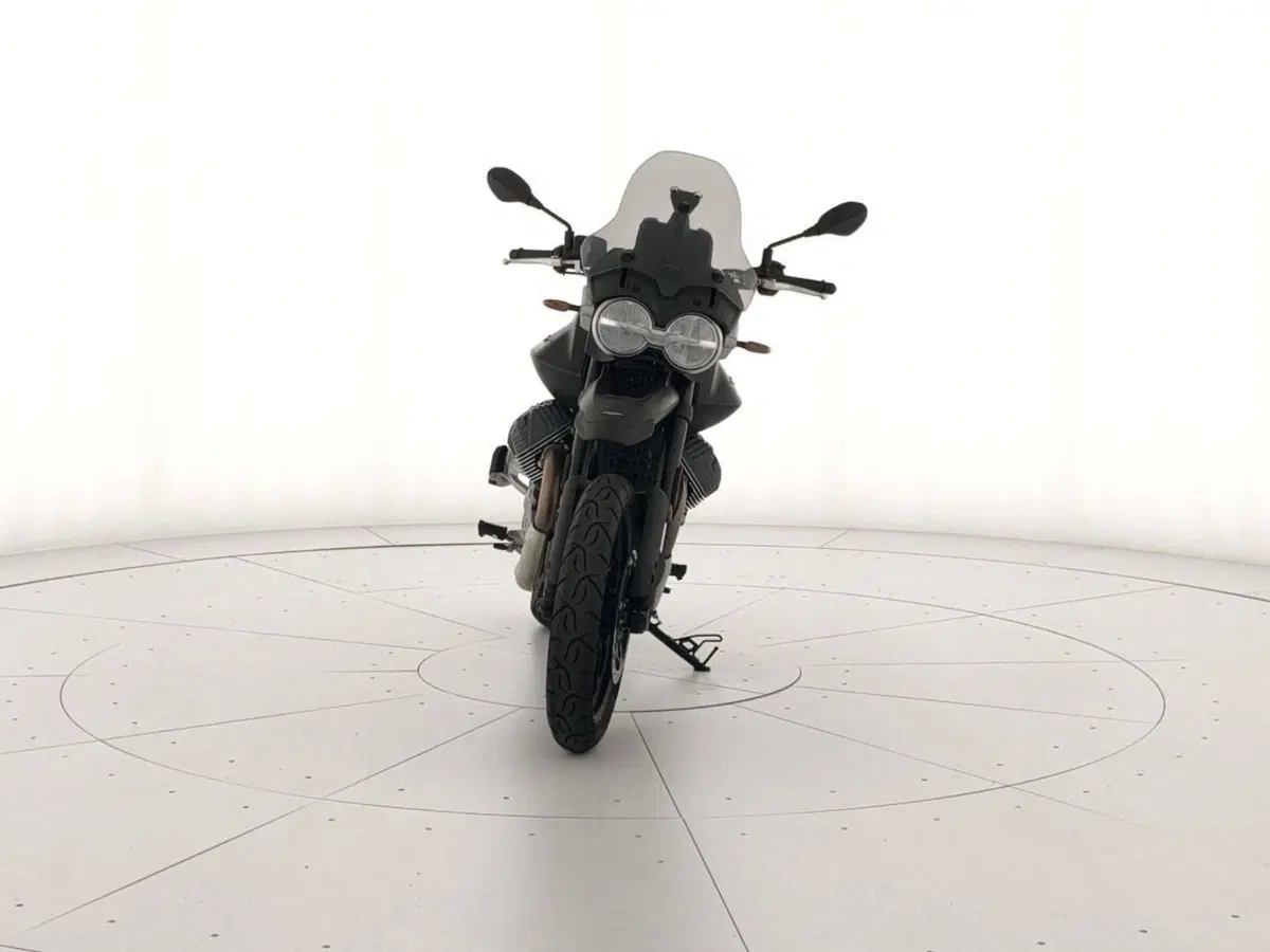 Moto Guzzi V85 Strada (2024 - 26) (5)