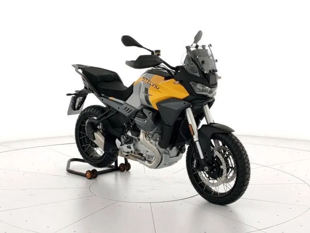 Moto Guzzi Stelvio (2024 - 26) (2)