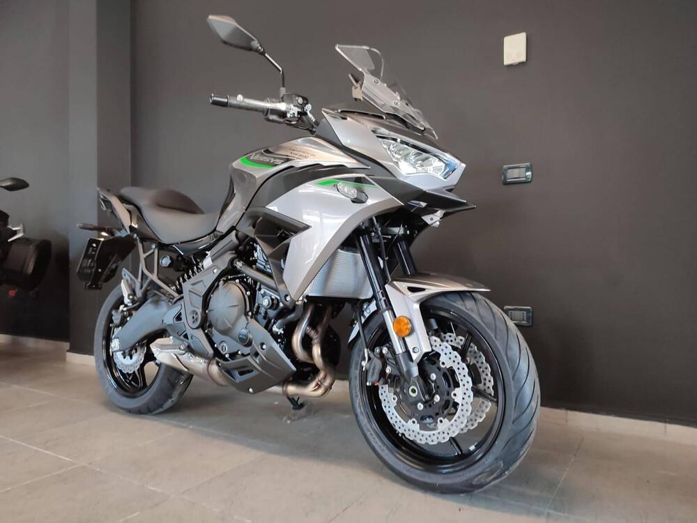 Kawasaki Versys 650 (2025 - 26) (4)
