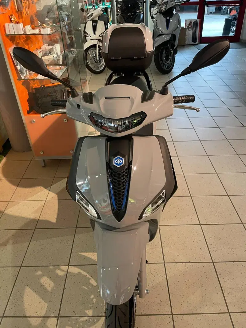 Piaggio Liberty 125 S (2025 - 26) (2)