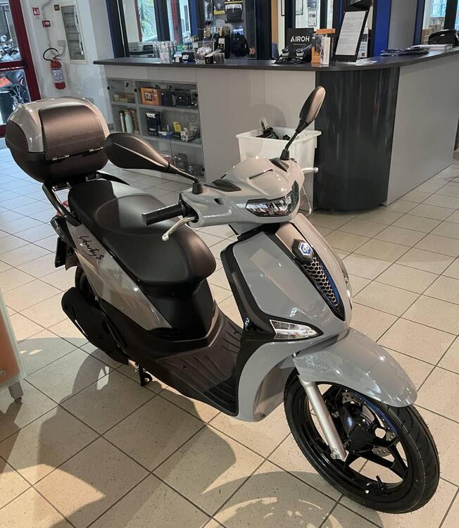 Piaggio Liberty 125 S (2025) (3)